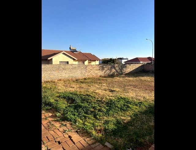 2 BEDROOM HOUSE FOR SALE IN LAWLEY